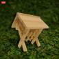 Preview: Die hübsche Futterstelle für Ihre Weihnachtskrippe aus Holz, 6,5 cm.
