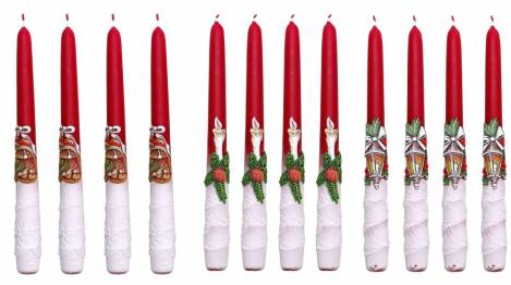 Leuchterkerze mit Weihnachtsdekor dunkelrot Kerze/Laterne/Glocke,