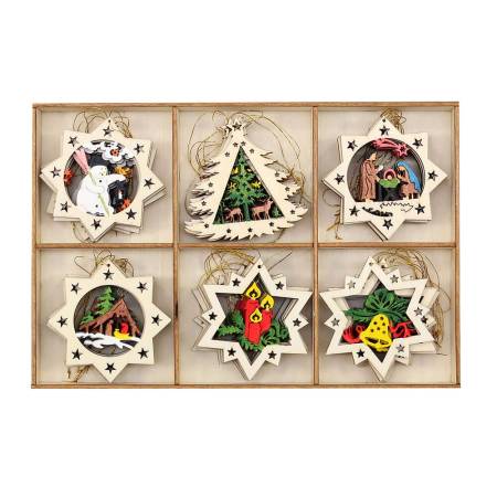 weihnachtsbaumbehang farbige sterne und tannen