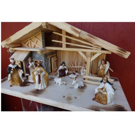 Große Weihnachtskrippe Handarbeit aus Echtholz links