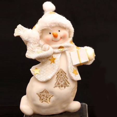 poly schneekind mit laterne led beleuchtet