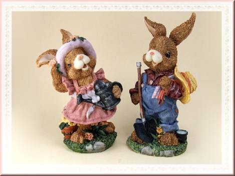 bunte osterhasen paar