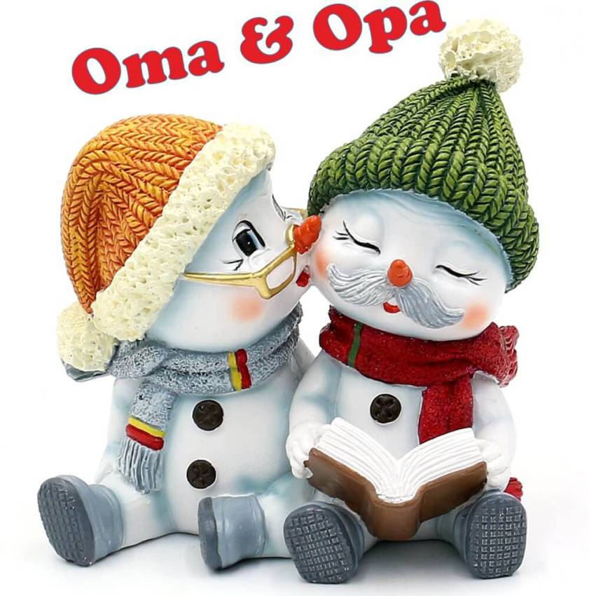 Polyresin-Schneekinderpaar 'Oma und Opa' in orange und grün mit Mütze und Schal, handbemalt und detailreiche Gestaltung, 11 x 8 x 11 cm, dekorative Figur für Weihnachten und Winter, Opa-Nikolaus-Geschenk-Idee.